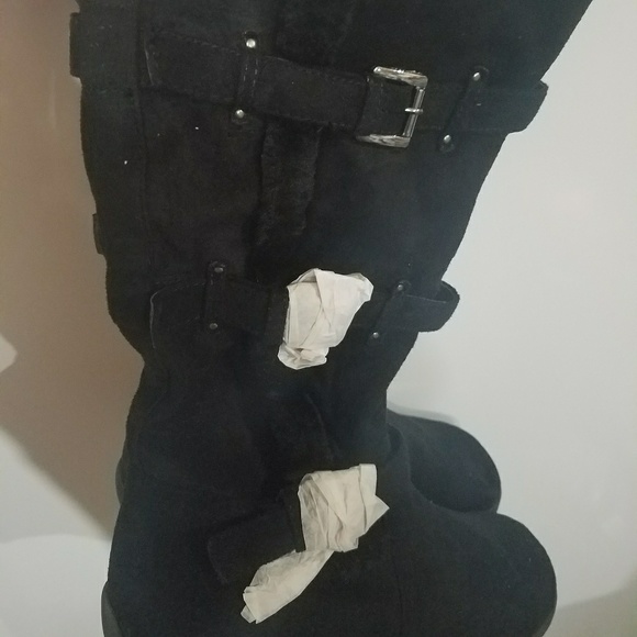 Shoes - womens size 7m weaver boots with buckles